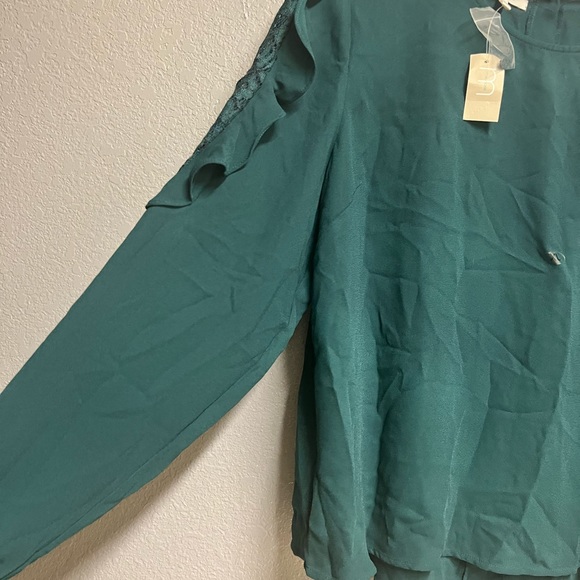 Maurices, Green Blouse, XXL, new - Picture 2 of 5